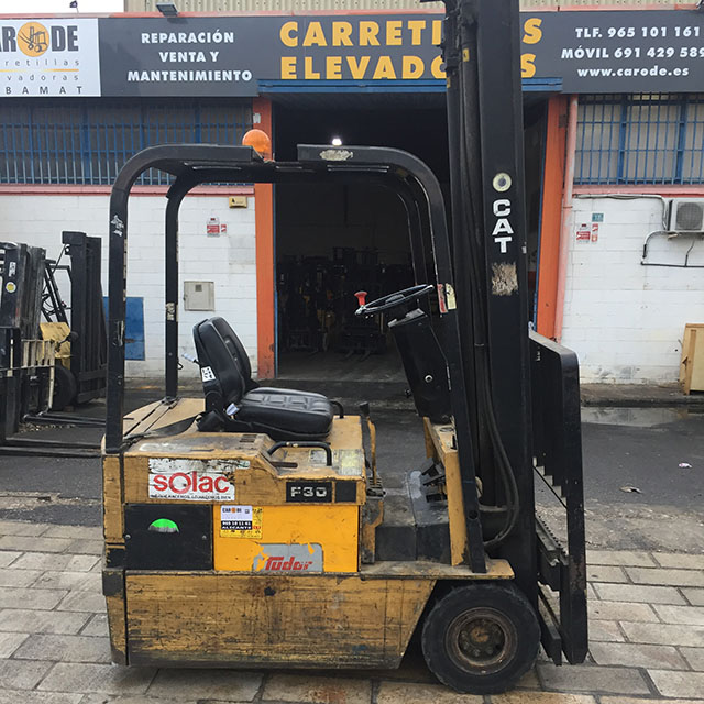 CAT F30
