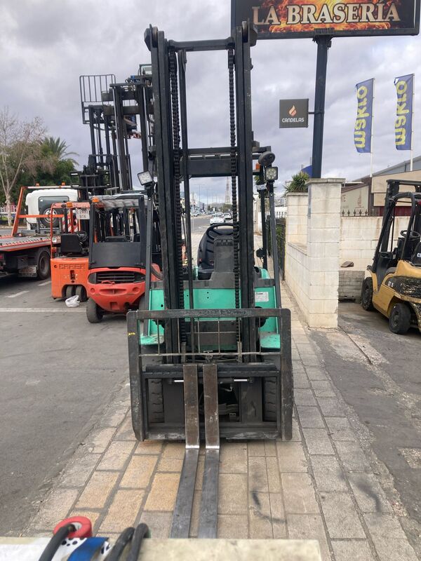 MITSUBISHI FB30K-PAC - máquina usada Carode